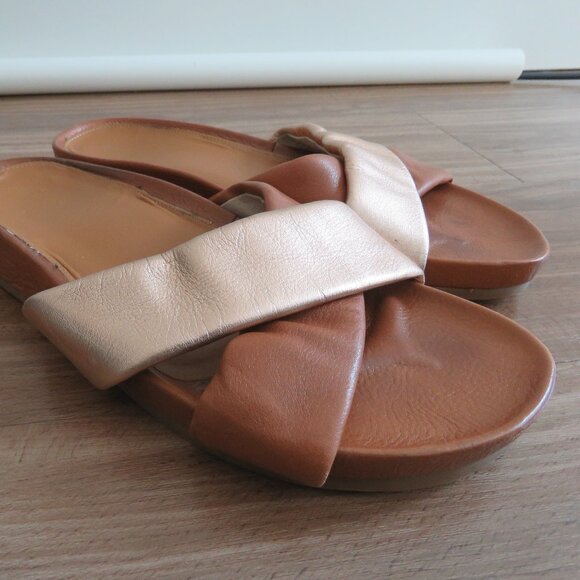 COLE HAAN Arielle Cross Over Slide Sandals in Gold Tan Leather Minimal Size 8.5 - Picture 9 of 15